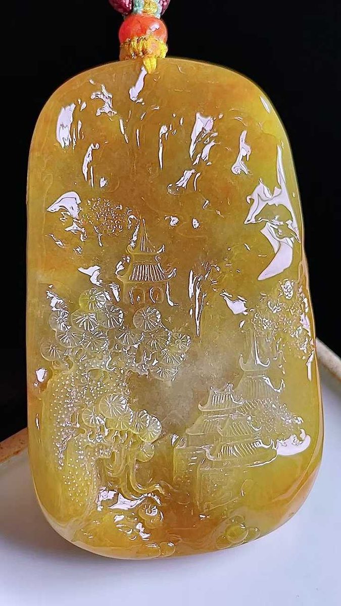 冰黄翡龙马精神大牌（G031） 角度3