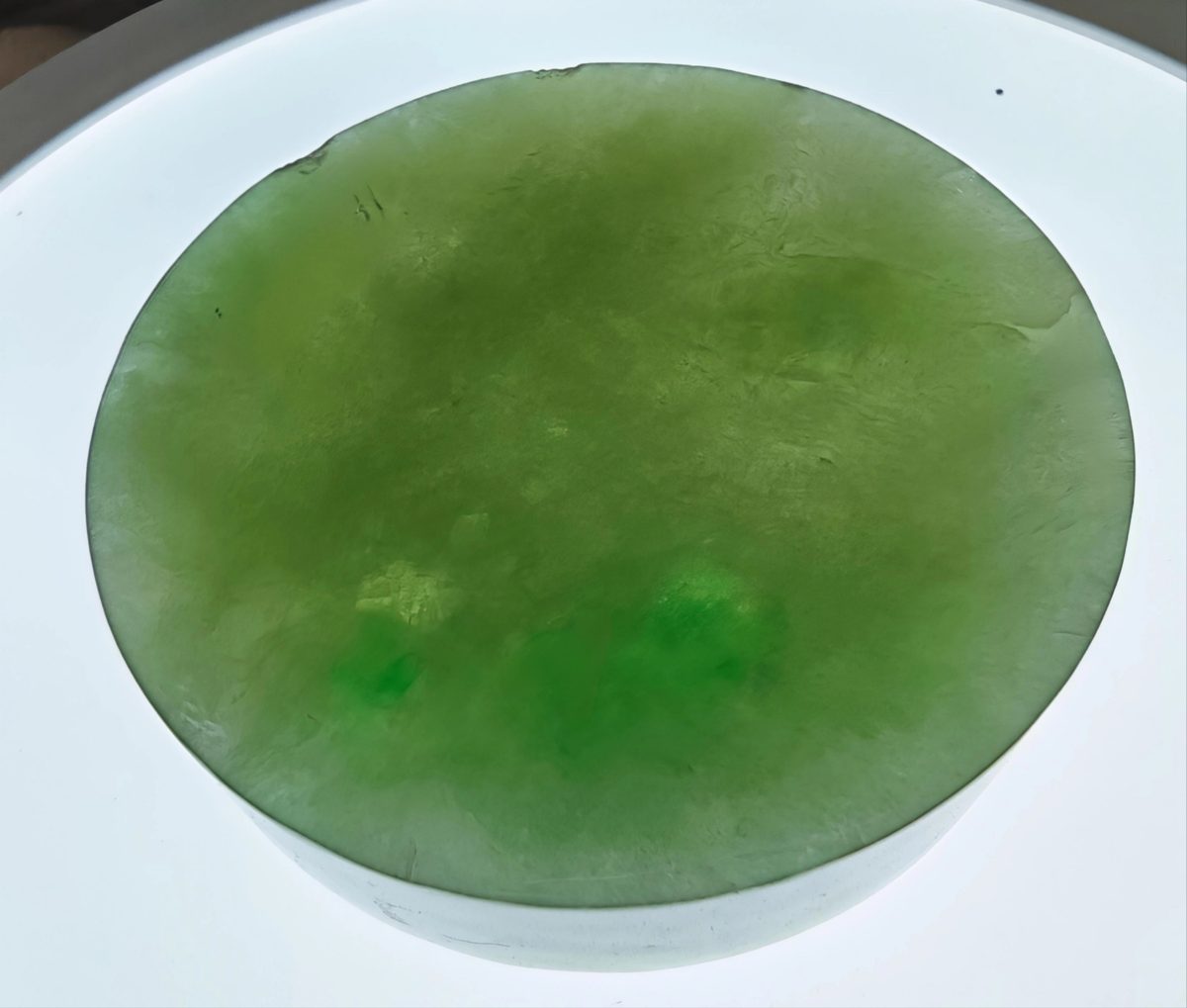 阳绿翡翠镯心料（可雕对牌双吊坠） 角度2
